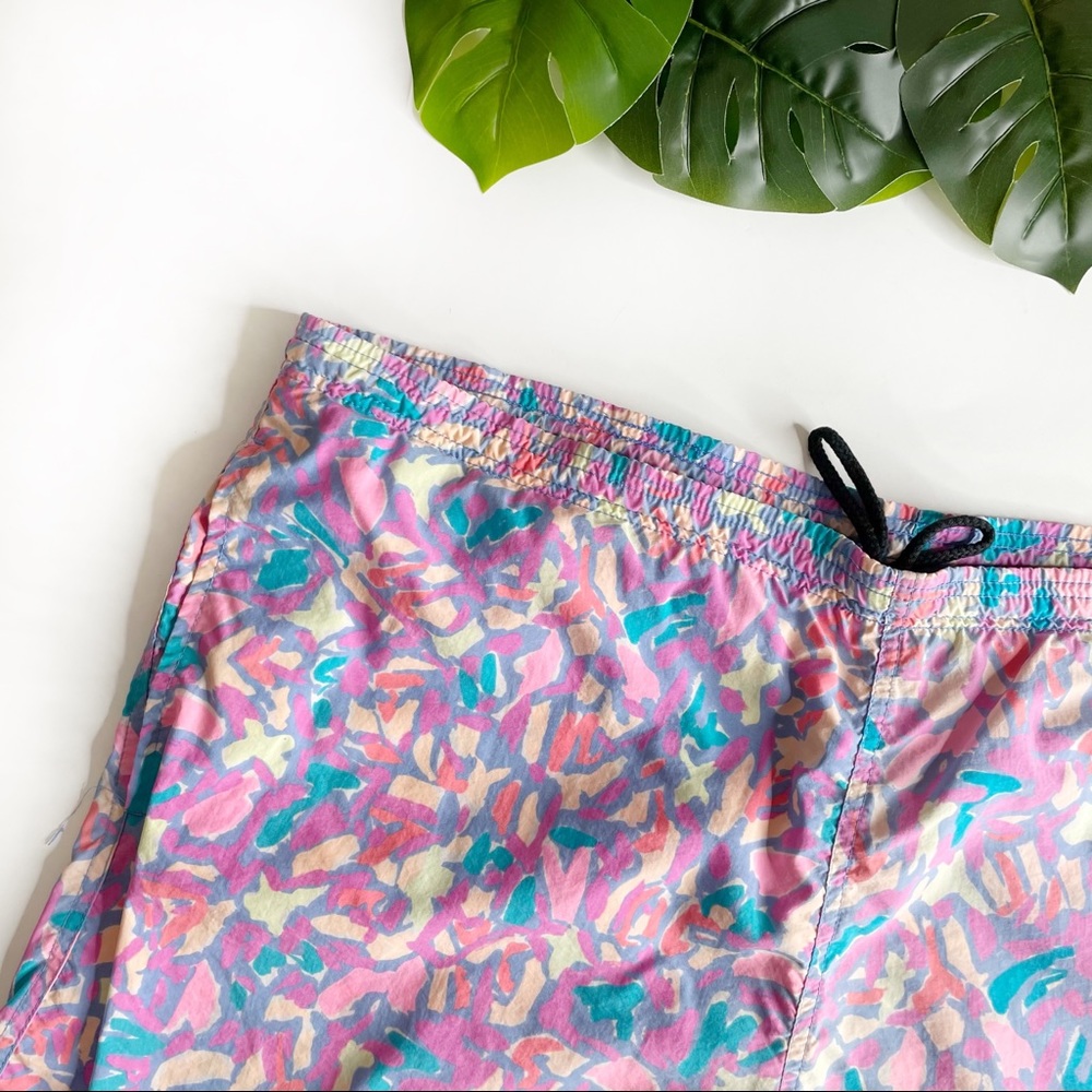 VINTAGE CHEETAH • 80’s men’s swim shorts